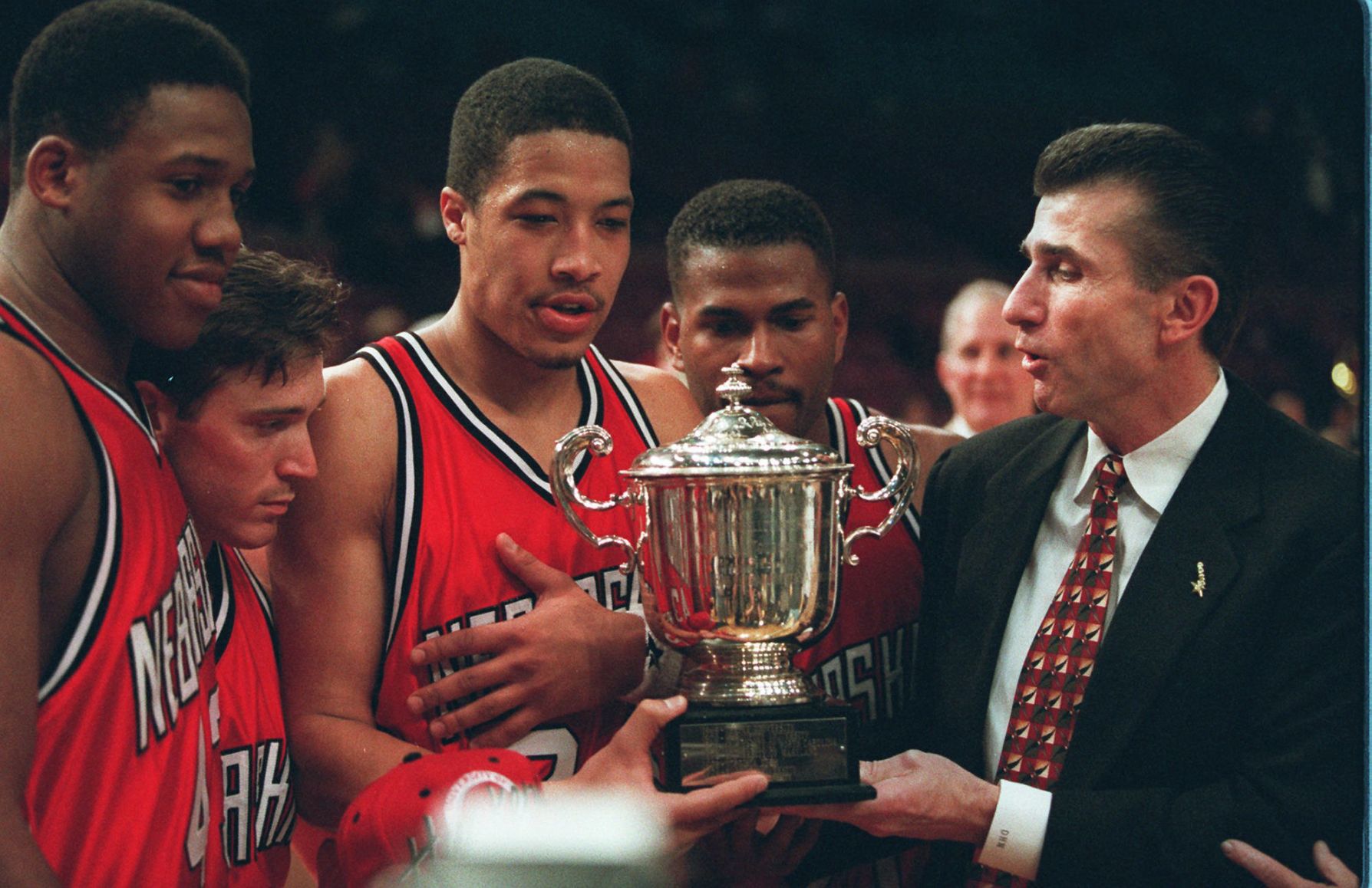 1996: Nebraska 60, St. Joseph's 56
